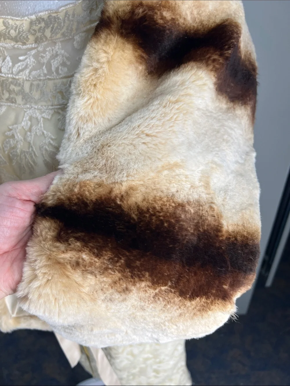Faux Fur Scarf Wrap in Cream and Brown